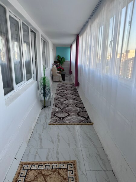Lizeanu, la 5 min. metrou Obor, apartament de vanzare.