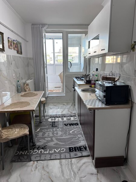 Lizeanu, la 5 min. metrou Obor, apartament de vanzare.