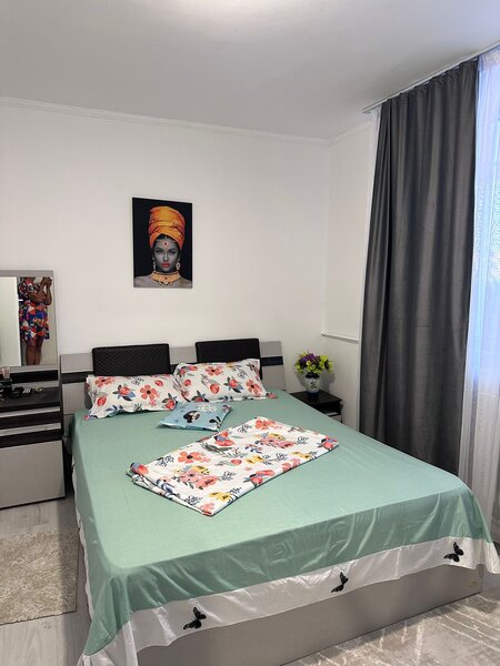 Lizeanu, la 5 min. metrou Obor, apartament de vanzare.
